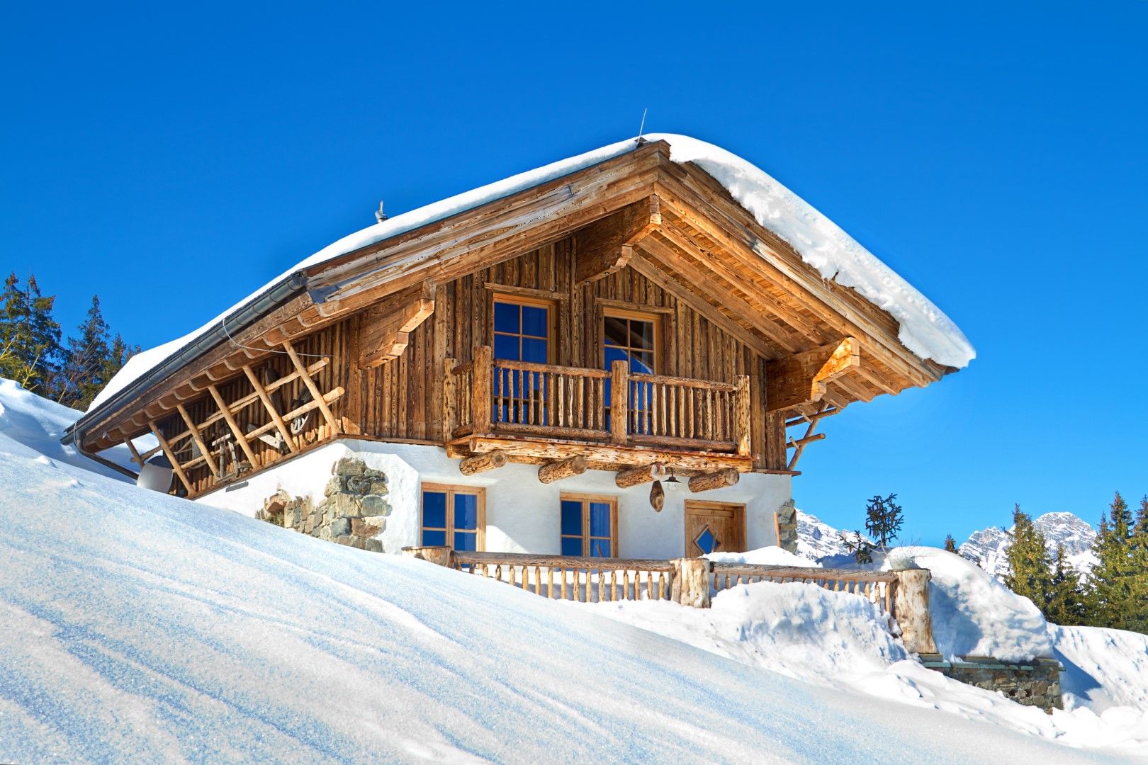 winter-chalet-in-den-alpen-s.jpg
